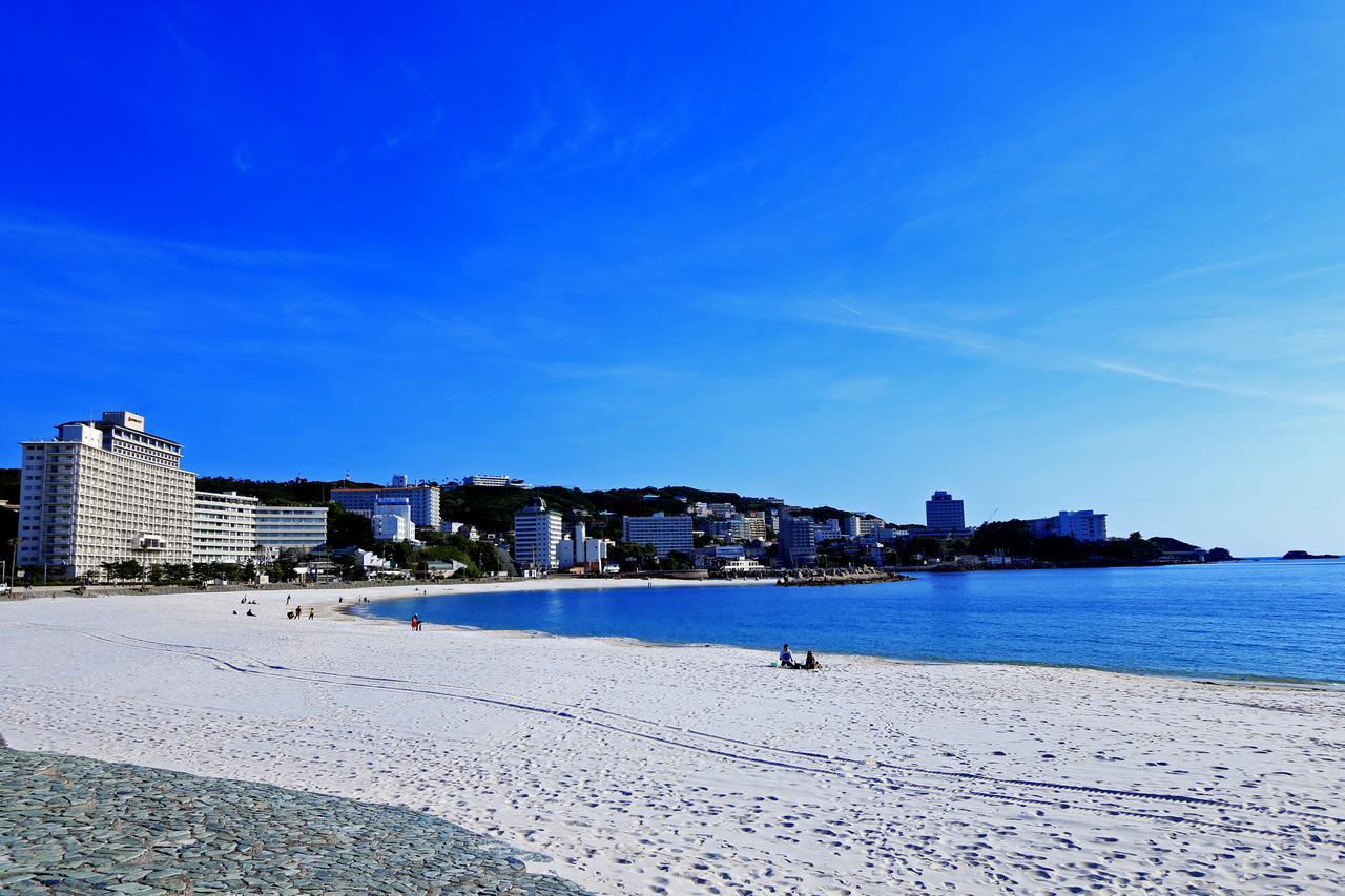 Hotel Ginsui Shirahama Exteriör bild